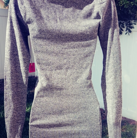 Poof NWT Christmas Sweater sz Sm Gray Gold Sequins - Picture 4 of 13